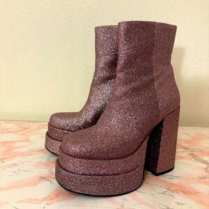 Steven Madden Cobra Boots